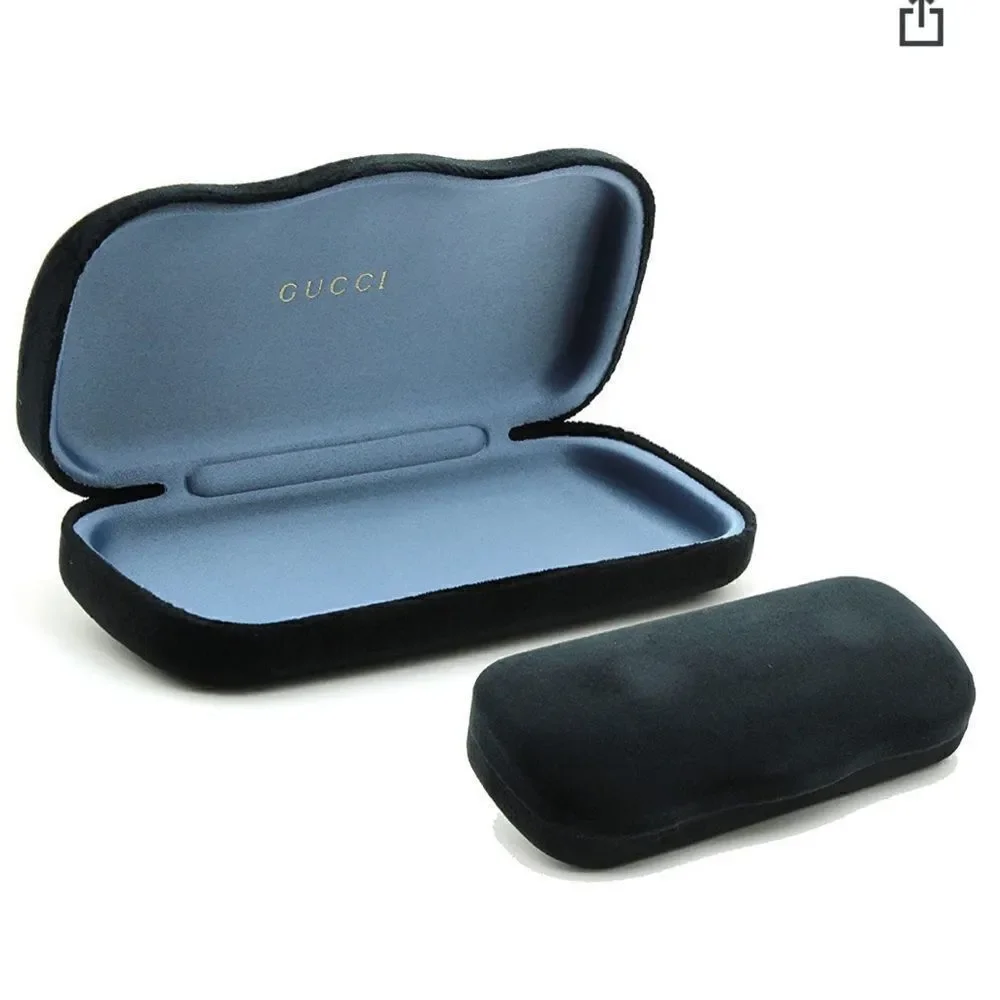 Gucci sunglass valves case & satin dust bag dust c